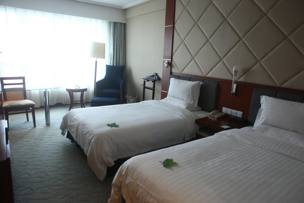 Jiangsu Nanjing New Century Hotel מראה חיצוני תמונה