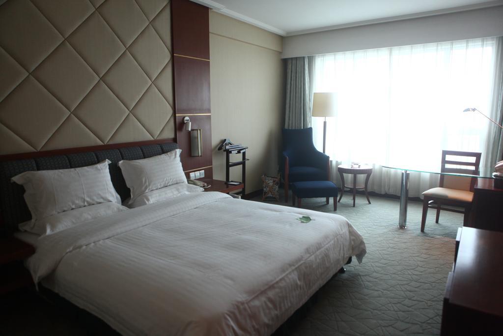 Jiangsu Nanjing New Century Hotel מראה חיצוני תמונה