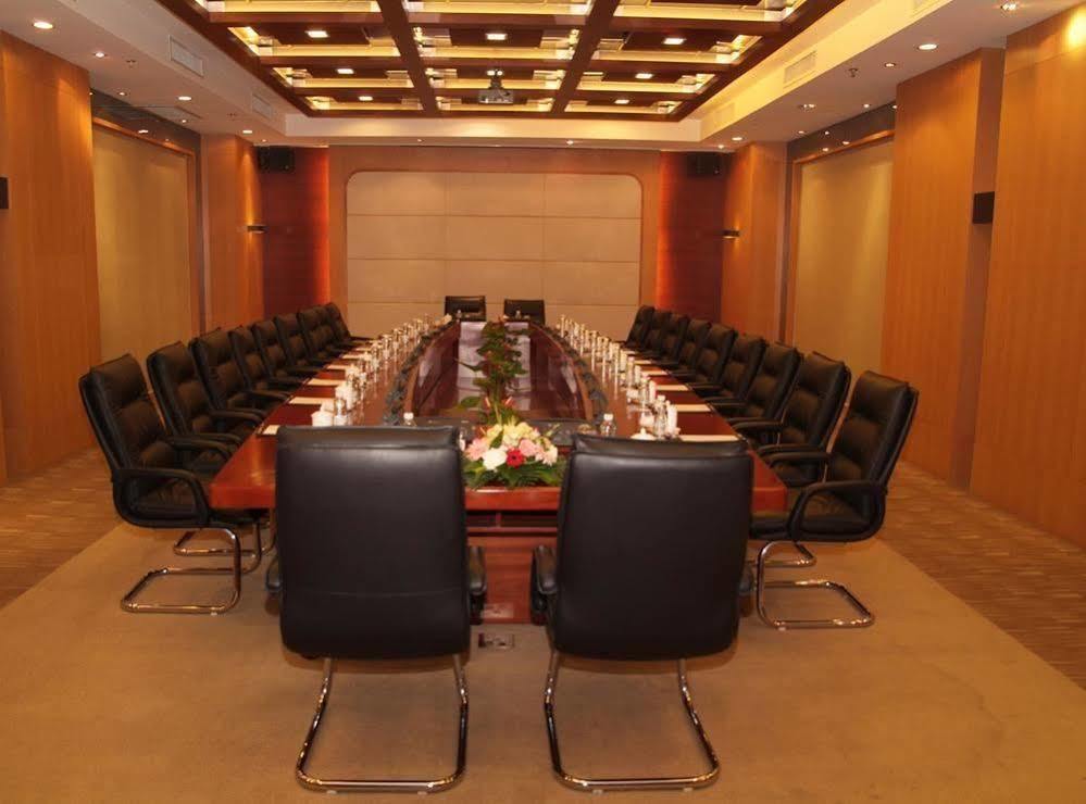 Jiangsu Nanjing New Century Hotel מראה חיצוני תמונה