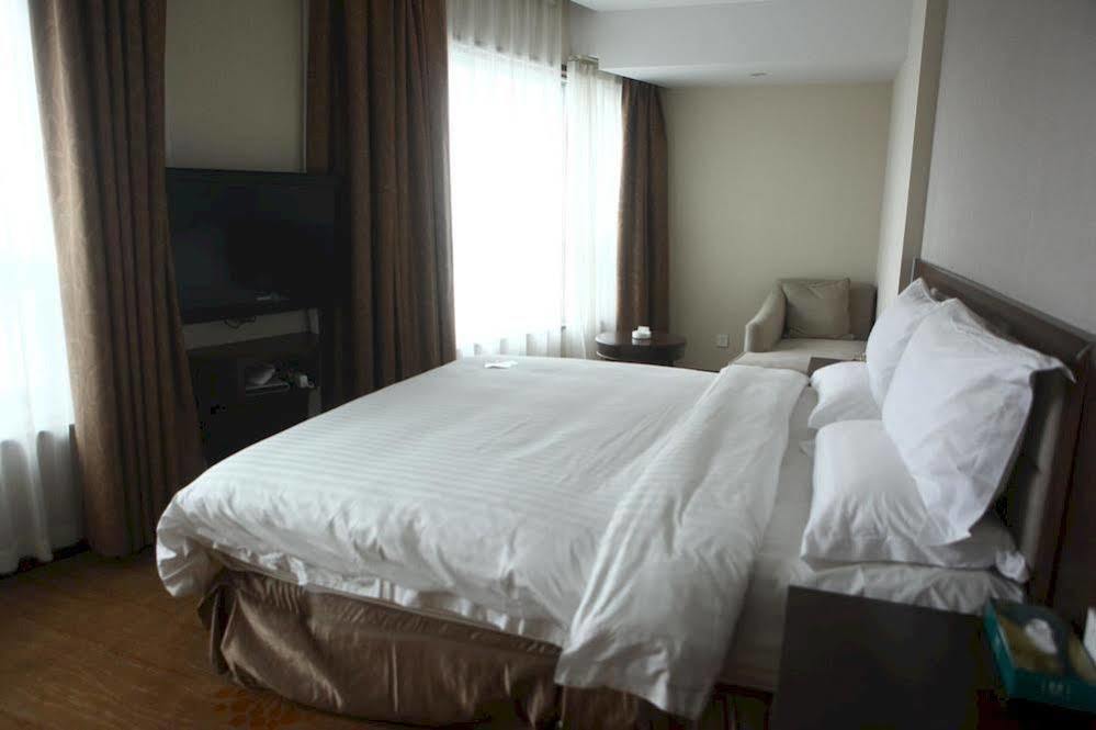 Jiangsu Nanjing New Century Hotel מראה חיצוני תמונה